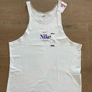 Nike sportswear tank new with tags size large